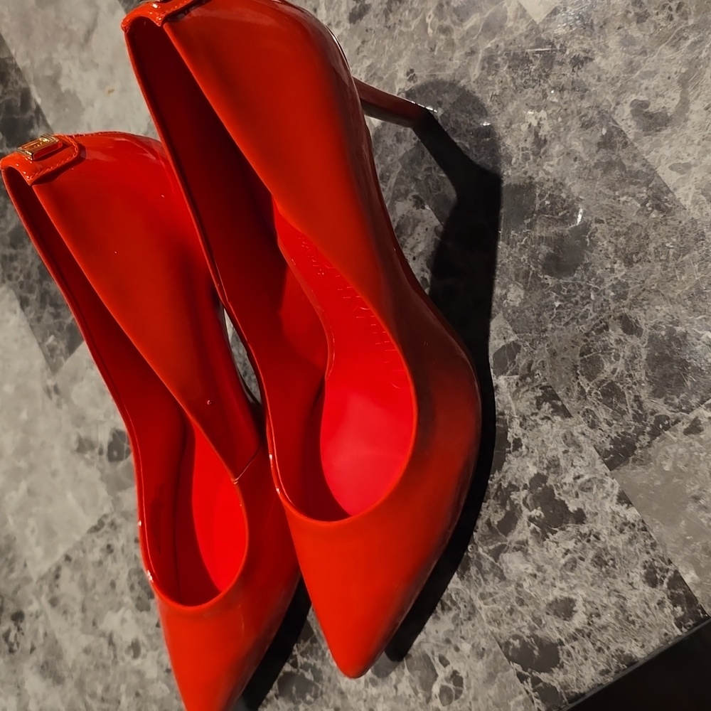 Karl Lagerfeld Paris Women's Royale Dress High Pump - Picture 7 of 9